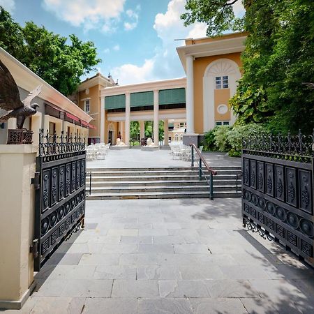 Raajkutir - IHCL SeleQtions Hotel Kolkata Bagian luar foto