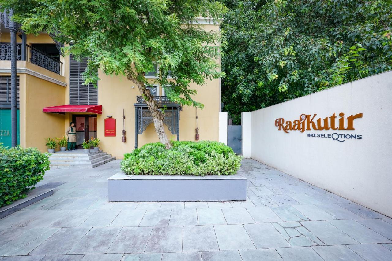 Raajkutir - IHCL SeleQtions Hotel Kolkata Bagian luar foto