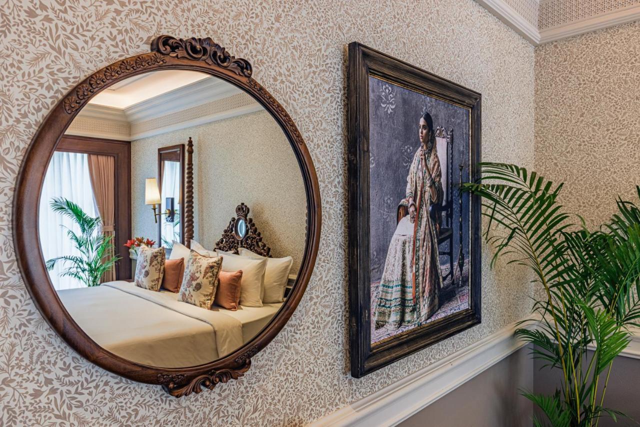 Raajkutir - IHCL SeleQtions Hotel Kolkata Bagian luar foto